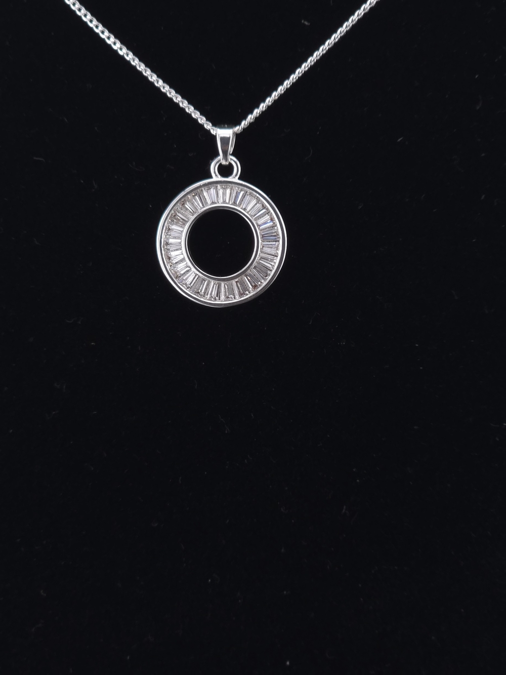 Sterling Silver Circle Pendant Necklace with Clear Cz